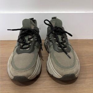 H&M Green and Tan Men's Shoes